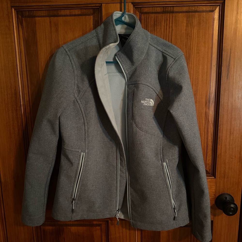 The North Face Women’s Light Gray Performance Jacket